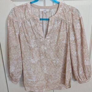 NWOT Pullover V-neck blouse with gold and shimmer accents